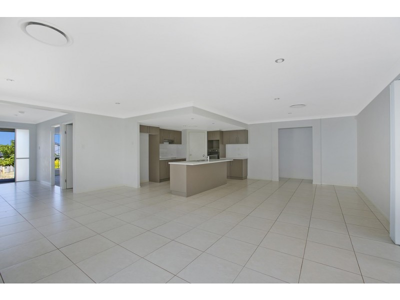 57 Aquila Street, Redland Bay QLD 4165