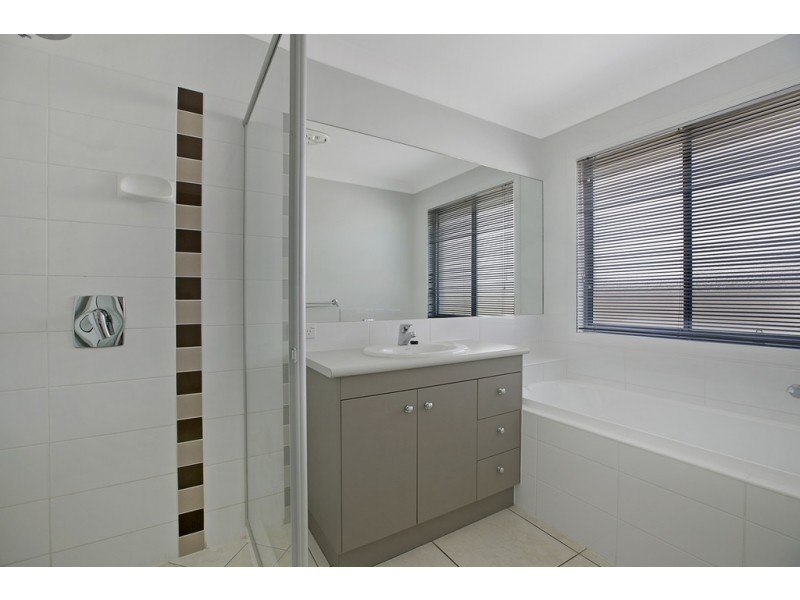 57 Aquila Street, Redland Bay QLD 4165
