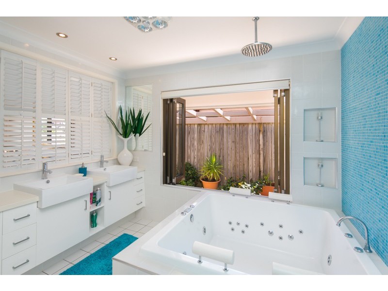 19 Compass Court, Cleveland QLD 4163