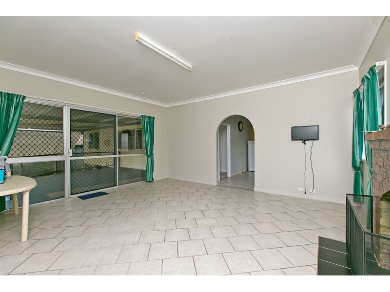 289 Old Cleveland Road, Capalaba QLD 4157