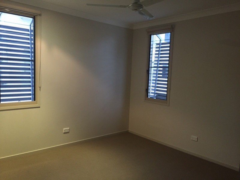 8/29 Gordon Street, Ormiston QLD 4160
