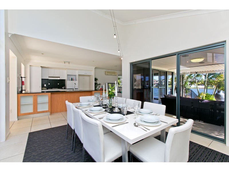 28 Helena Street, Wellington Point QLD 4160