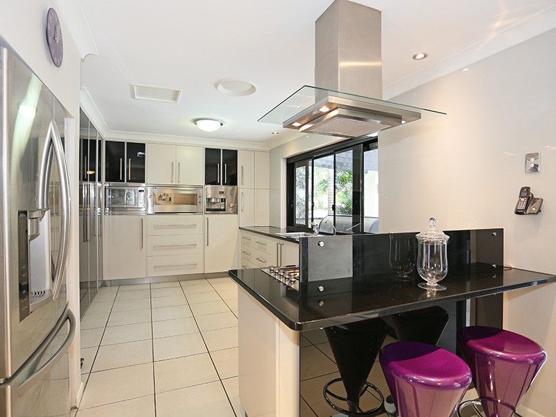 4 Agnes Street, Birkdale QLD 4159