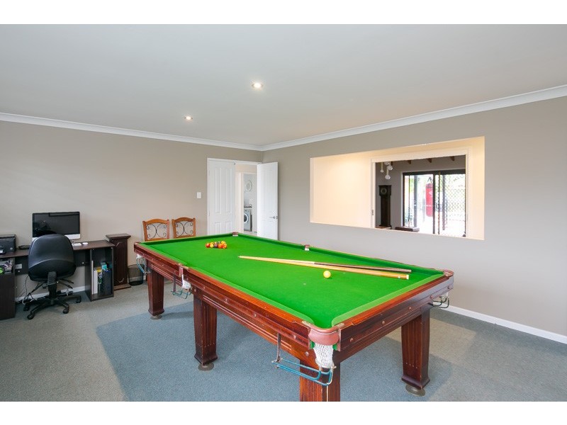 5 Shead Court, Carindale QLD 4152