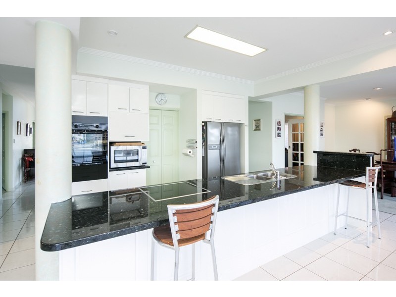 38 Caravel Court, Raby Bay QLD 4163