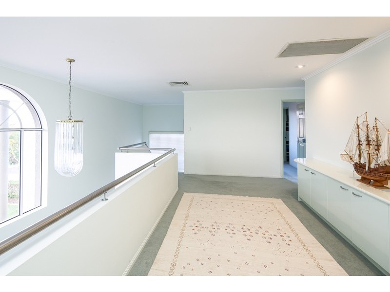 38 Caravel Court, Raby Bay QLD 4163