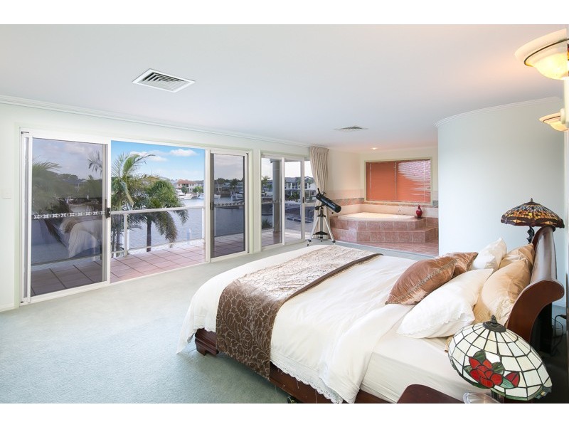 38 Caravel Court, Raby Bay QLD 4163