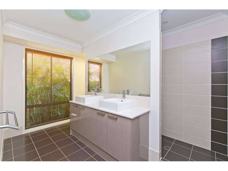 17 Celsa Street, Wellington Point QLD 4160