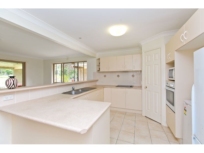 15 Korsman Drive, Thornlands QLD 4164