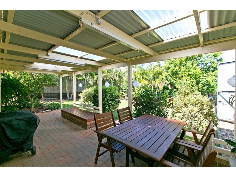 111 Crotona Road East, Alexandra Hills QLD 4161