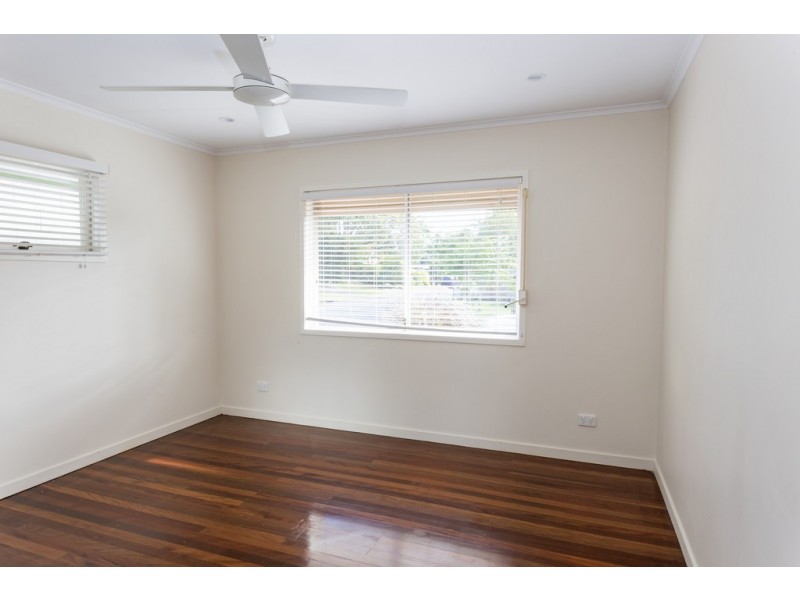 27 Jayben Street, Wynnum West QLD 4178