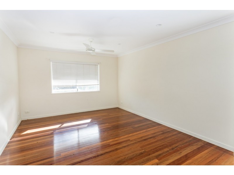 27 Jayben Street, Wynnum West QLD 4178