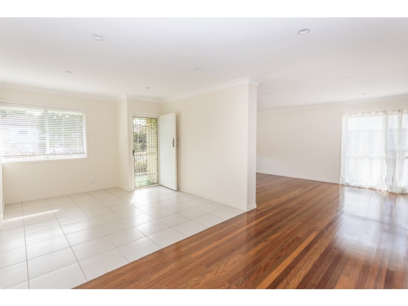 27 Jayben Street, Wynnum West QLD 4178