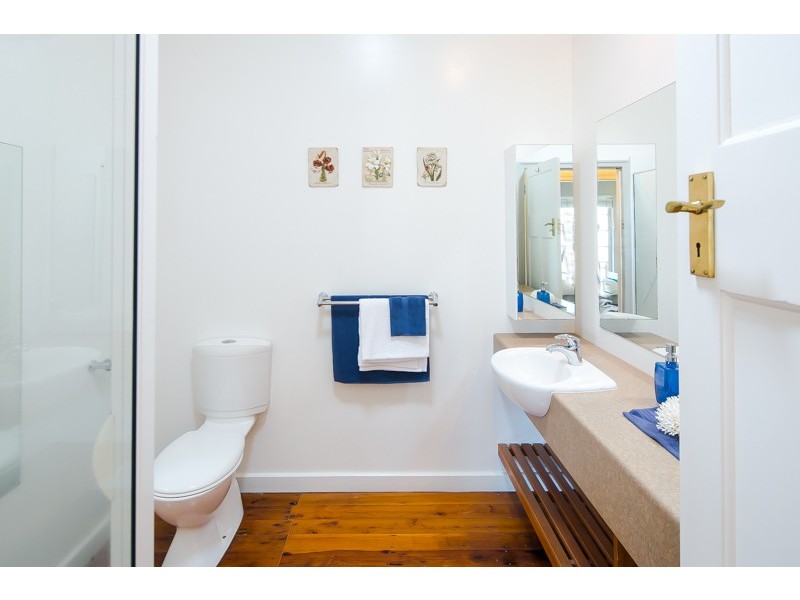 95 Passage Street, Cleveland QLD 4163