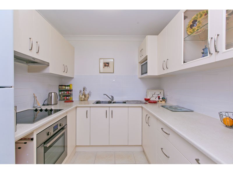 8/375 Birkdale Road, Wellington Point QLD 4160