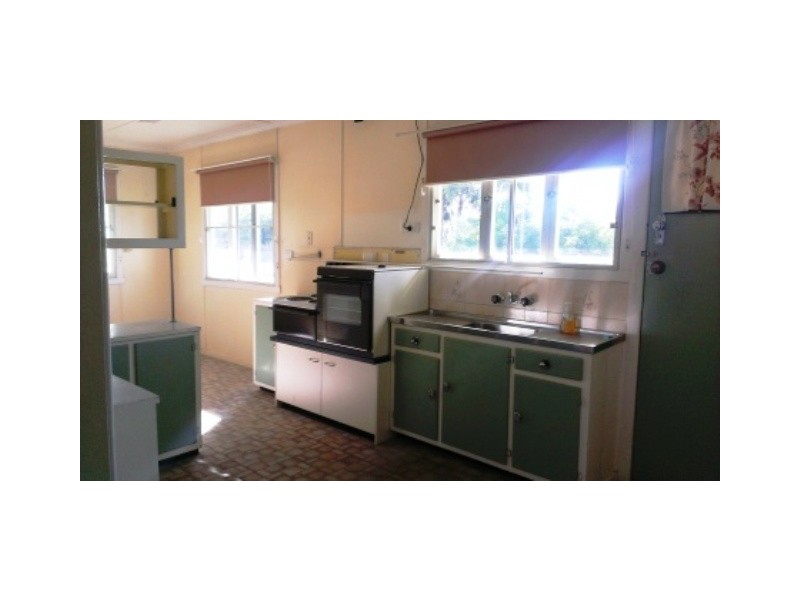 5 Claymeade Street, Wynnum QLD 4178