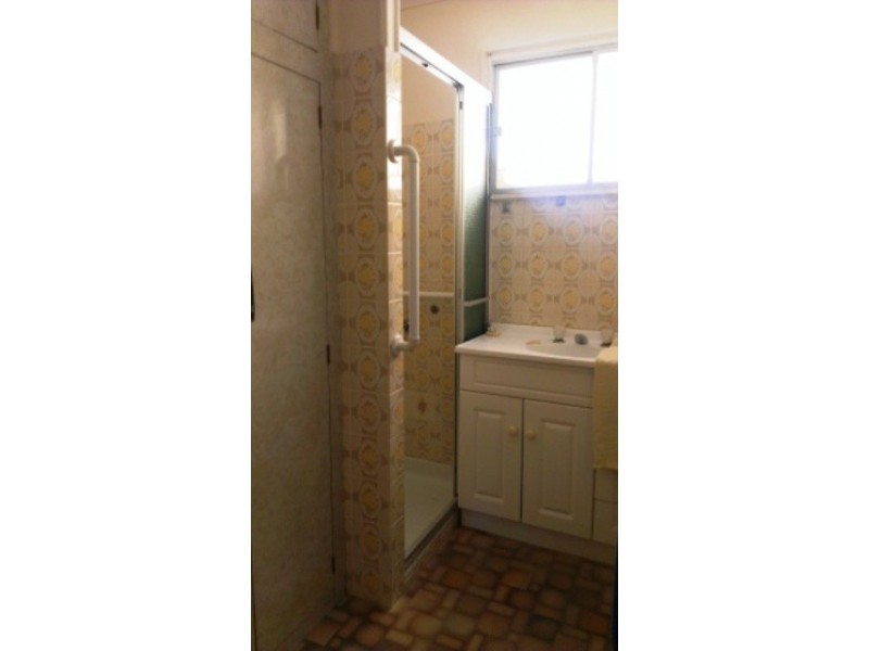 5 Claymeade Street, Wynnum QLD 4178