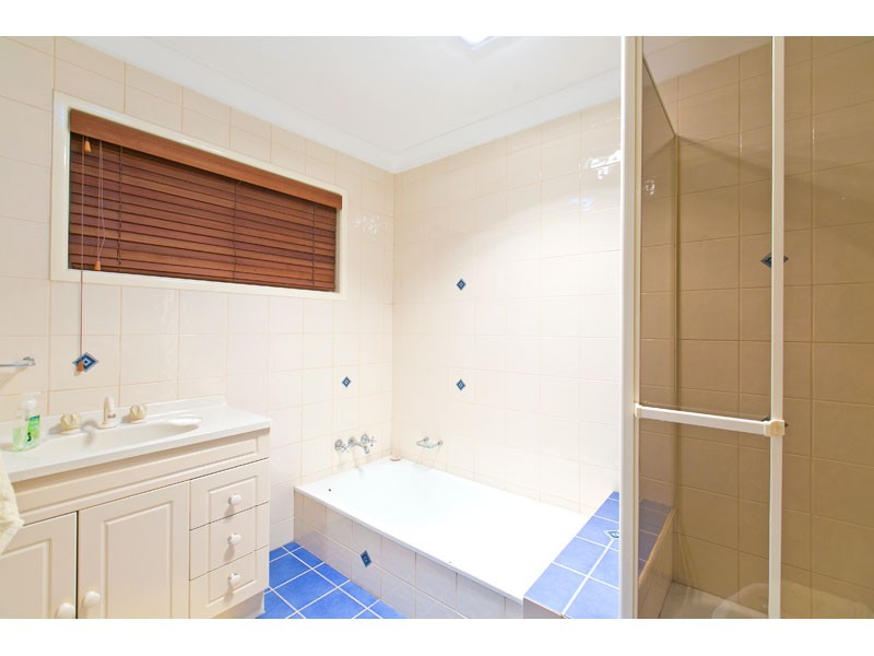 26 Holder Street, Wishart QLD 4122