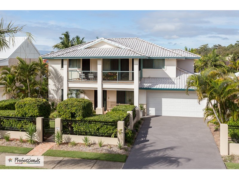 2c Bainbridge Street East, Ormiston QLD 4160