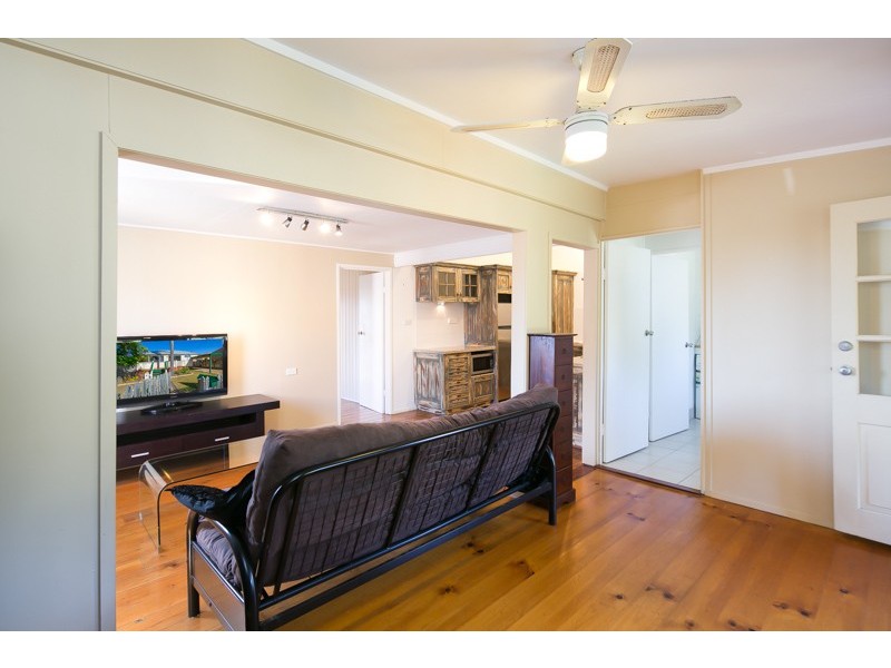 76 Ferry Road, Thorneside QLD 4158