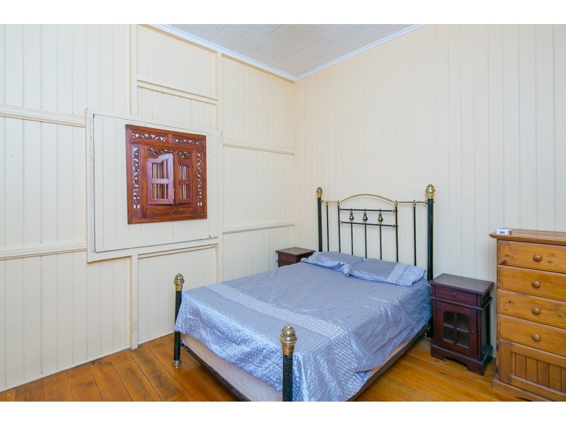 76 Ferry Road, Thorneside QLD 4158