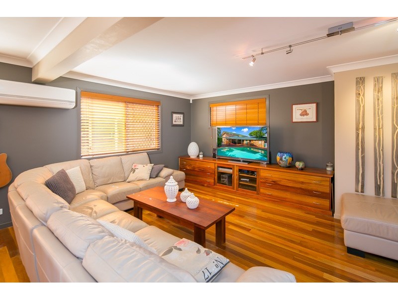 13 Isobell Ct, Wellington Point QLD 4160