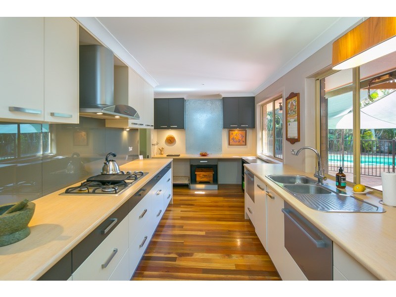 13 Isobell Ct, Wellington Point QLD 4160