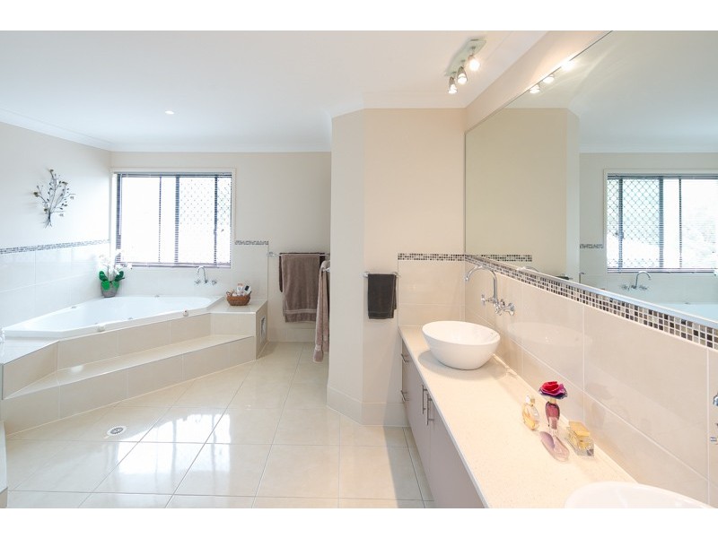 4 Cellarmans Court, Mount Cotton QLD 4165