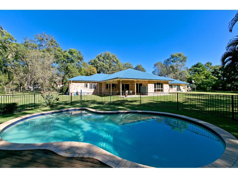 18 Korsman Drive, Thornlands QLD 4164