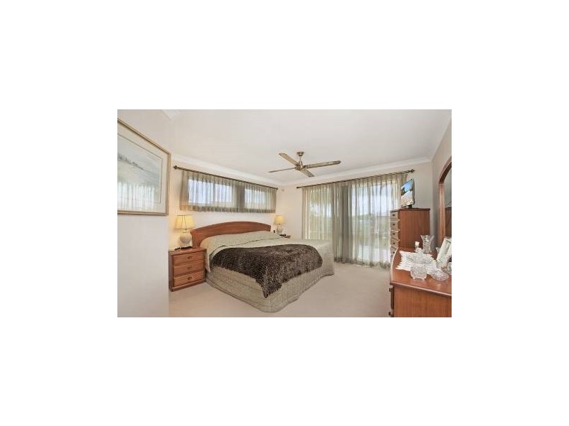 11 Cronin Drive, Wellington Point QLD 4160