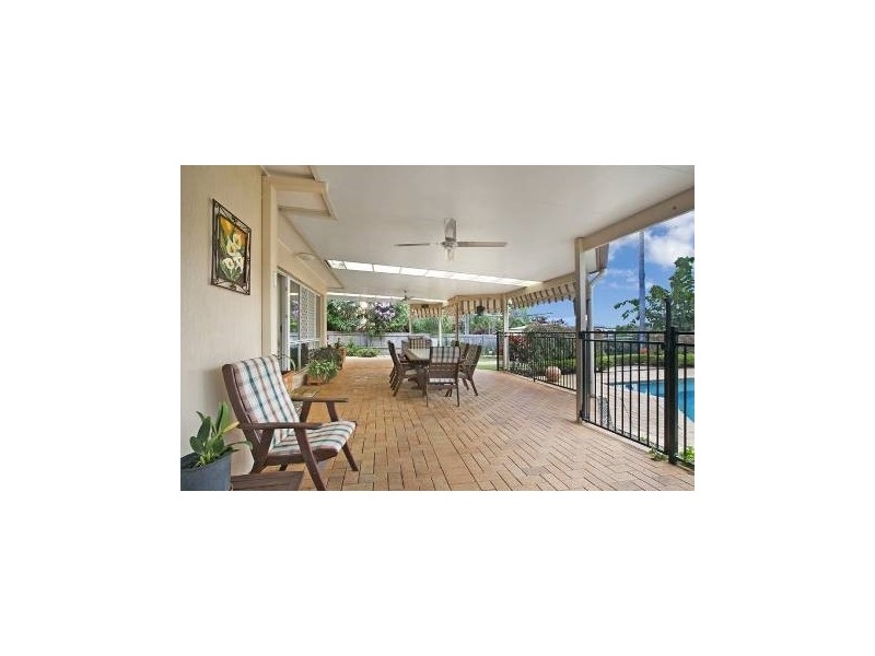 11 Cronin Drive, Wellington Point QLD 4160