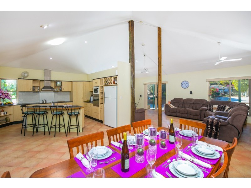 21 Thornton Drive, Thornlands QLD 4164