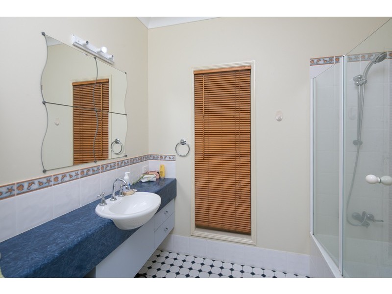 21 Thornton Drive, Thornlands QLD 4164