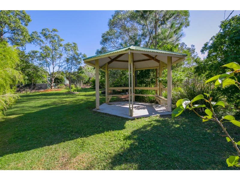 21 Thornton Drive, Thornlands QLD 4164