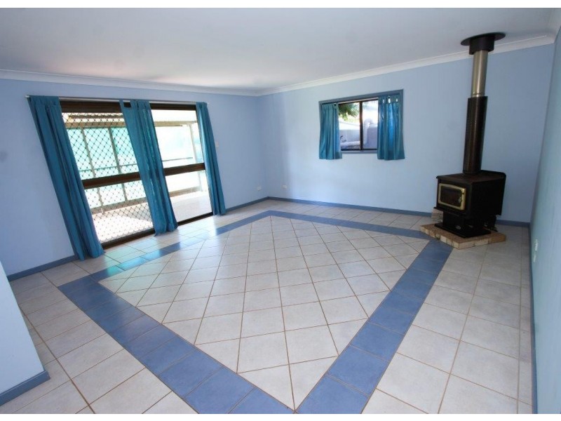 17 School Road, Victoria Point QLD 4165