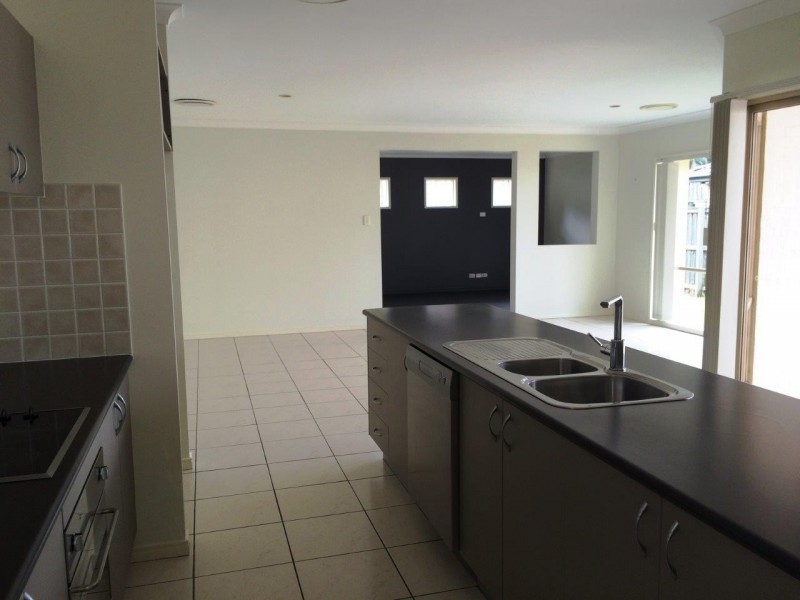 3 Lotus Close, Thornlands QLD 4164