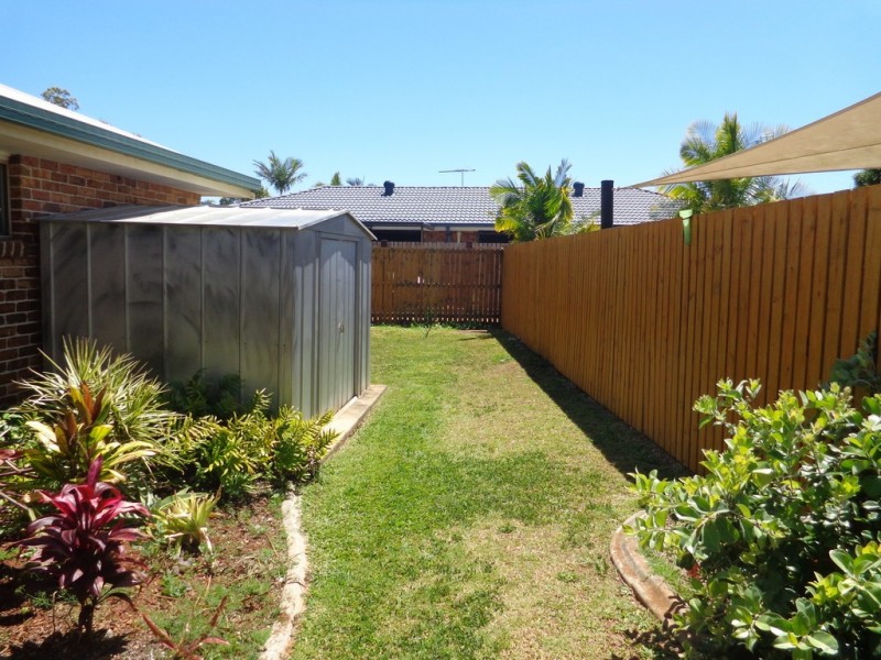 2 Tipplers Street, Victoria Point QLD 4165