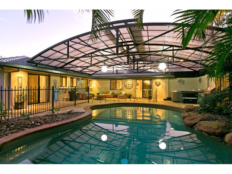 2 St James Road, Birkdale QLD 4159