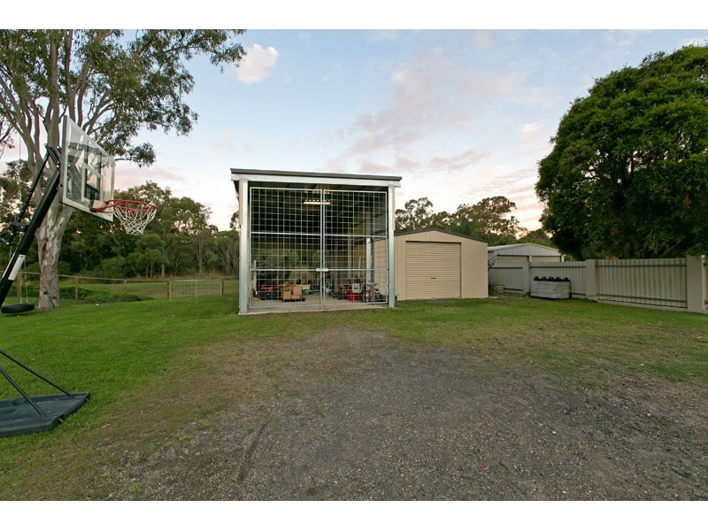 2 St James Road, Birkdale QLD 4159