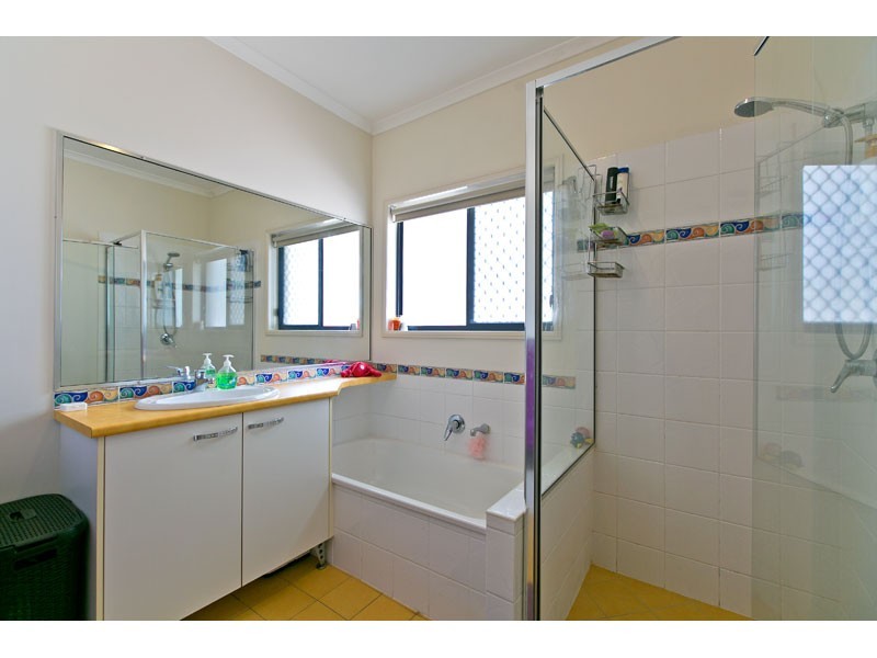 23 Plantation Place, Wellington Point QLD 4160