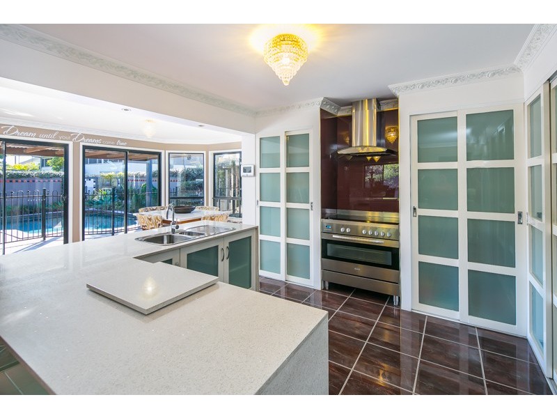 17 Delacroix Place, Mackenzie QLD 4156