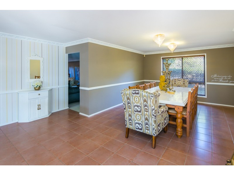 17 Delacroix Place, Mackenzie QLD 4156