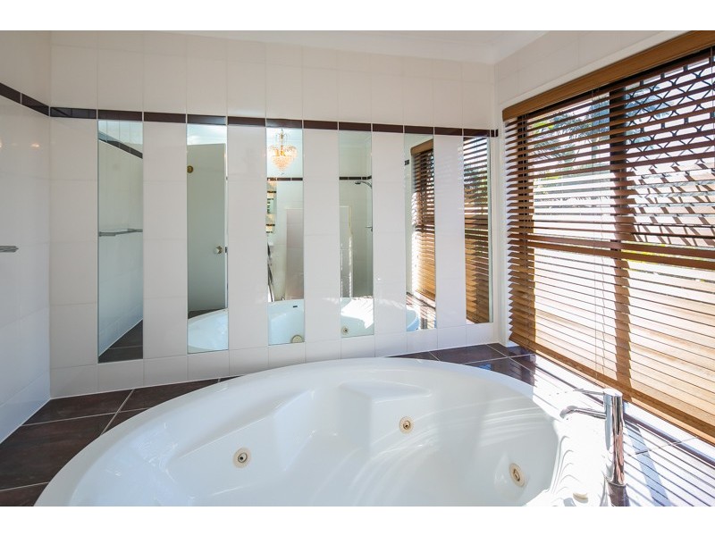 17 Delacroix Place, Mackenzie QLD 4156