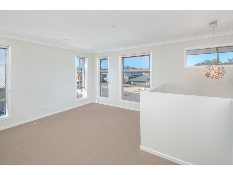 100 Spurs Drive, Wellington Point QLD 4160