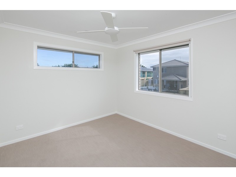 100 Spurs Drive, Wellington Point QLD 4160