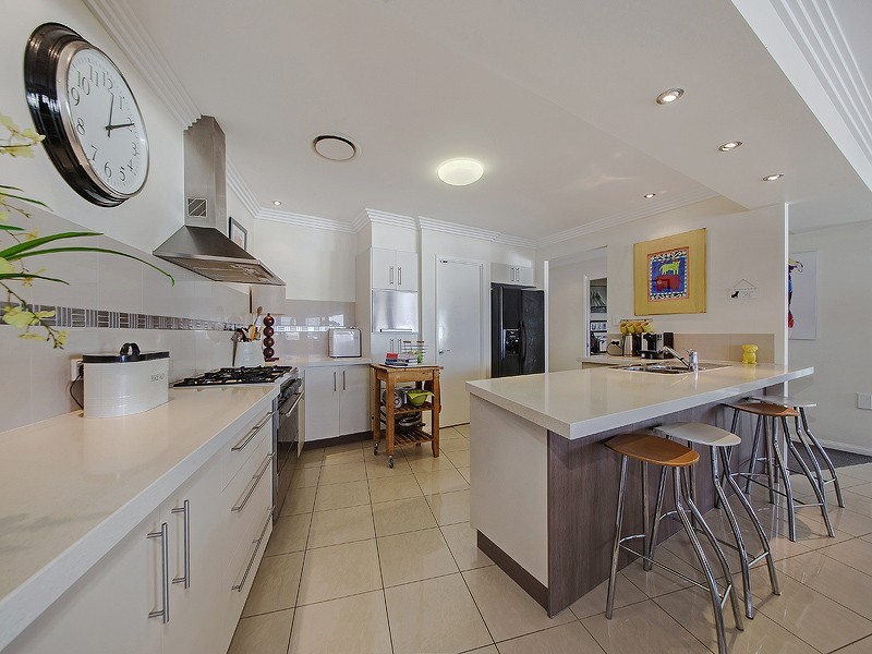 16 Sequoia Street, Thornlands QLD 4164