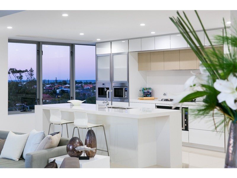 29 Shore Street East, Cleveland QLD 4163