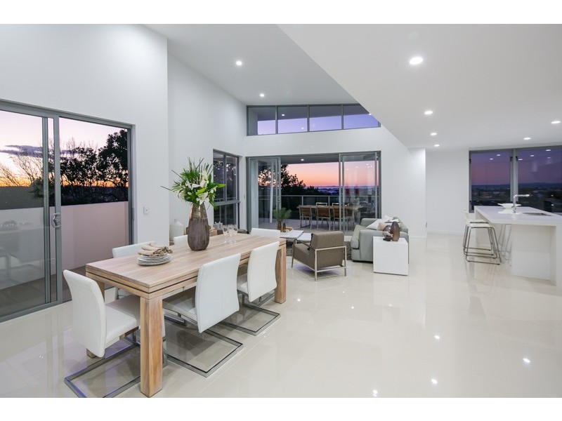 29 Shore Street East, Cleveland QLD 4163