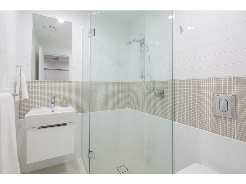 29 Shore Street East, Cleveland QLD 4163