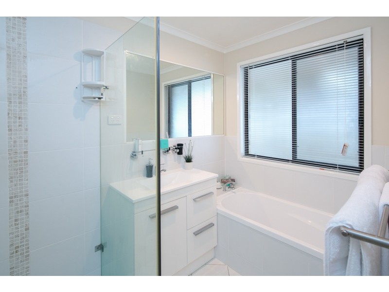 23 Sylvania Street, Wellington Point QLD 4160